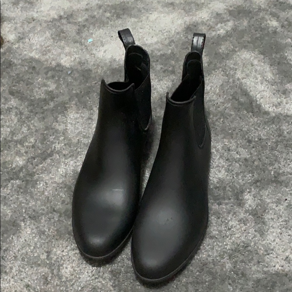J Crew black Chelsea boots